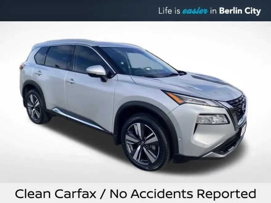 2023 Nissan Rogue SL photo 1