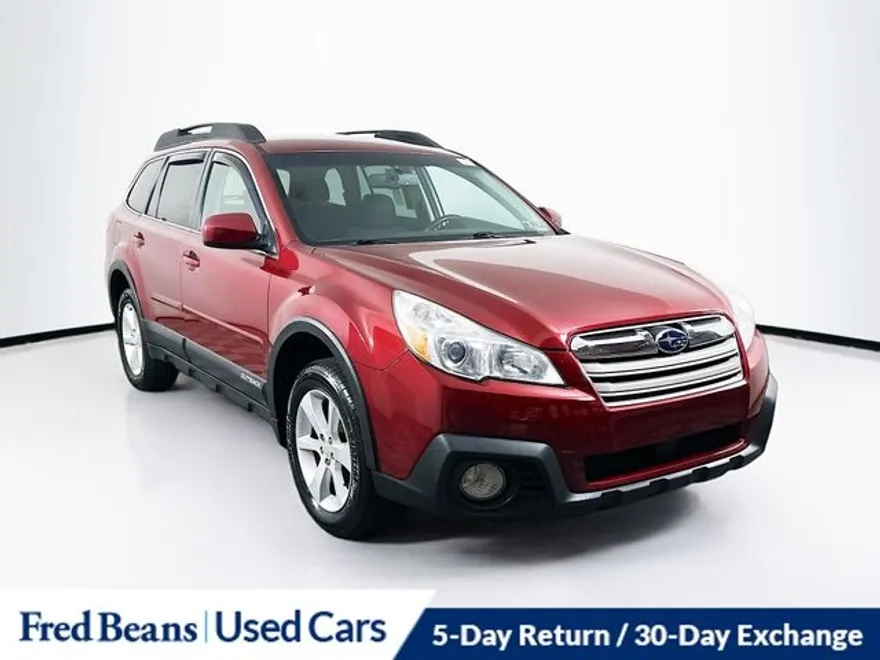 2013 Subaru Outback 2.5i Premium photo 1