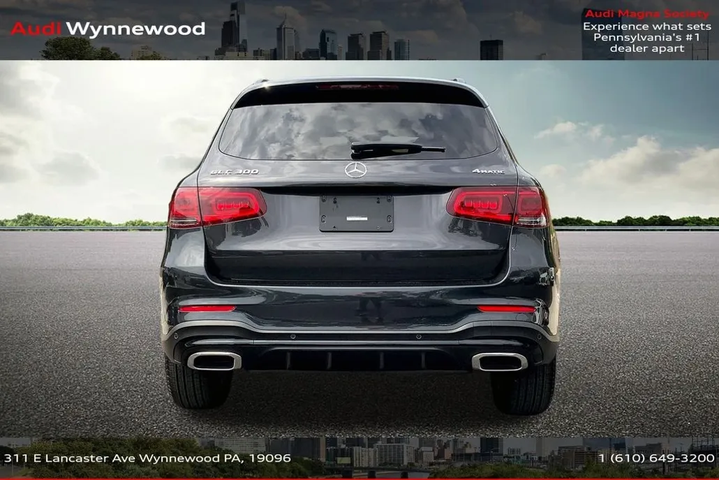 2022 Mercedes Benz GLC 300 photo 1