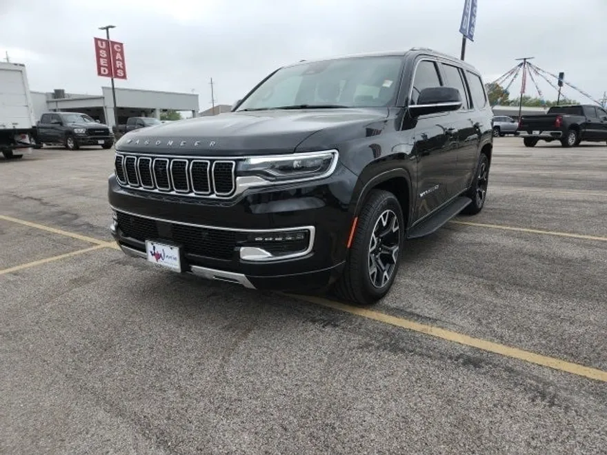 2025 Jeep Wagoneer Series III photo 1