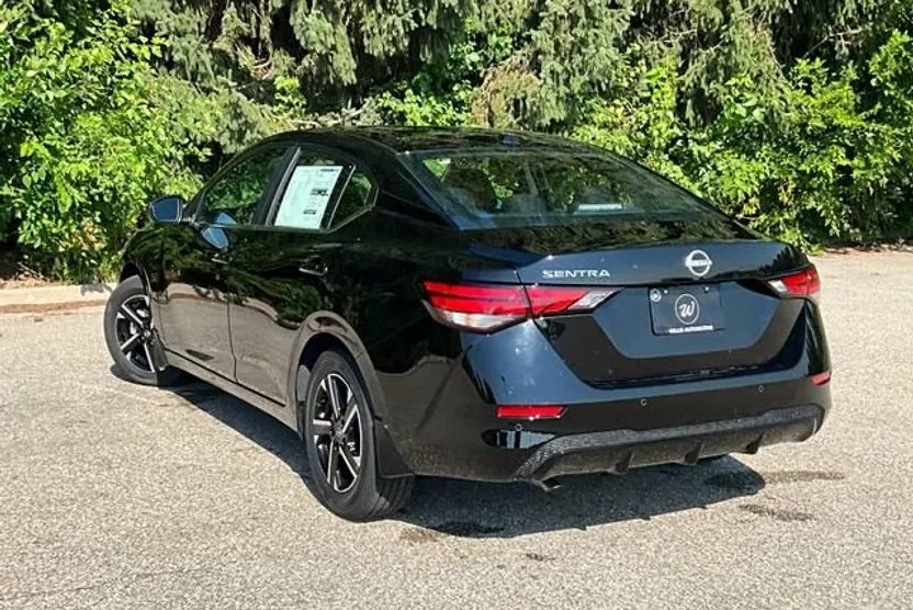 2025 Nissan Sentra SV photo 1