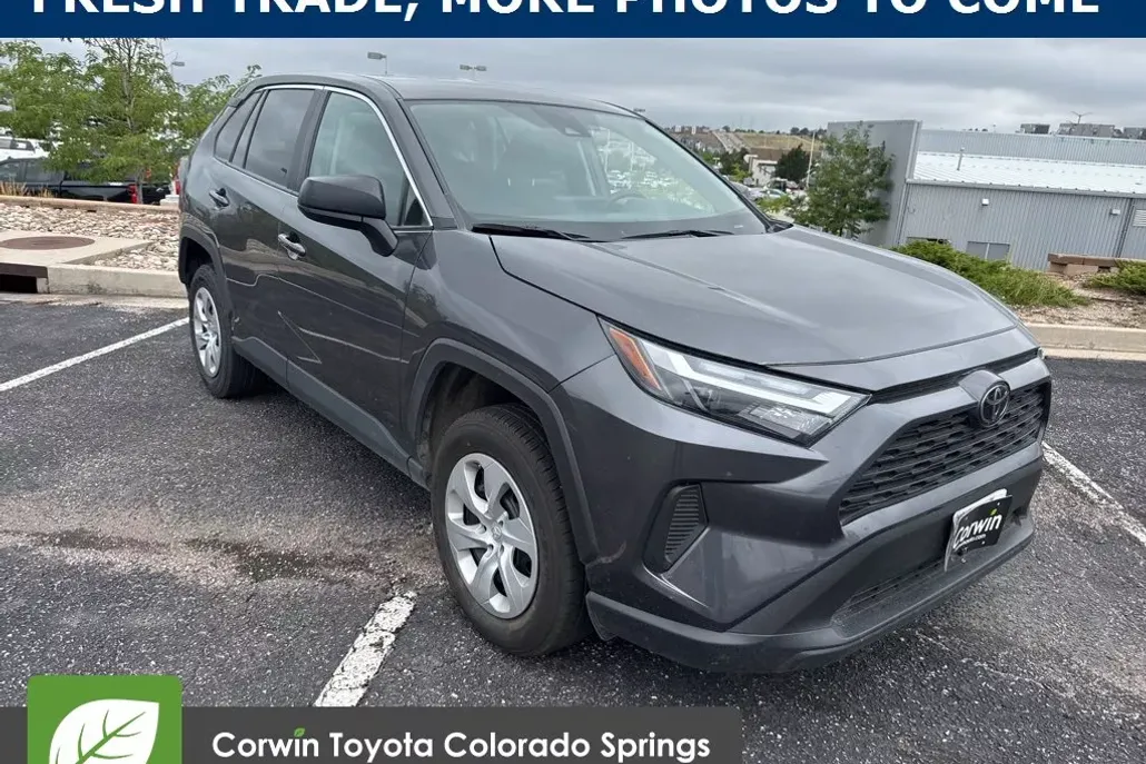 2024 Toyota RAV4 LE photo 1