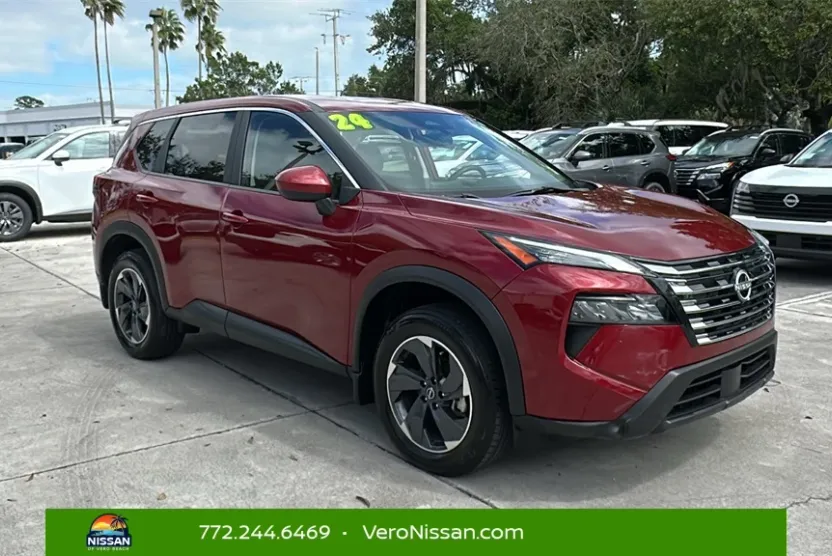 2024 Nissan Rogue SV photo 1