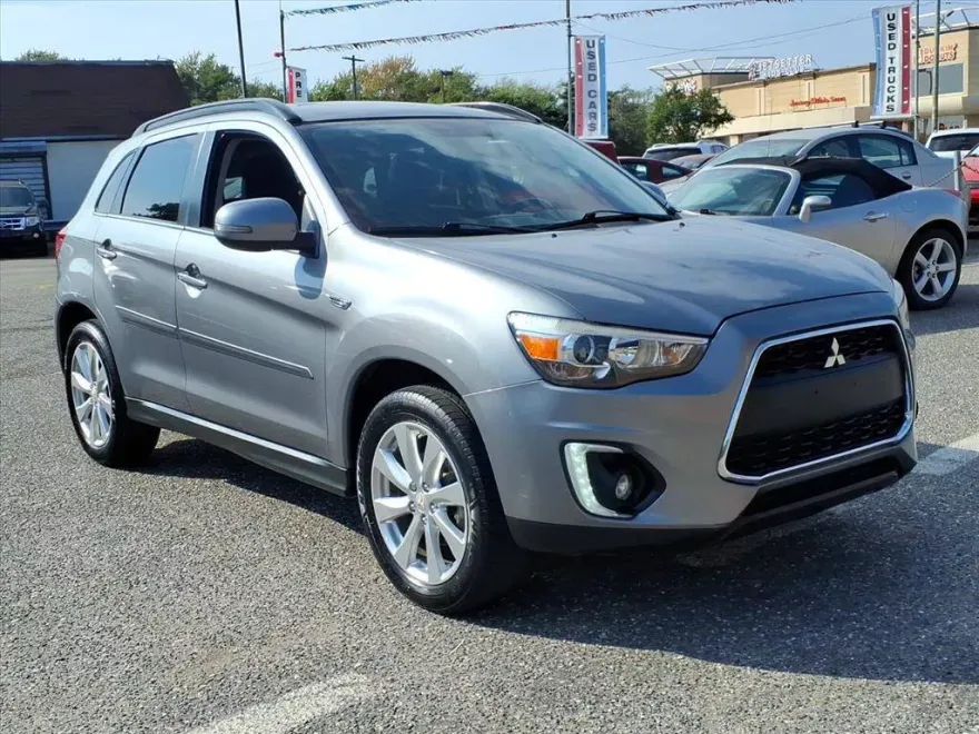 2015 Mitsubishi Outlander Sport SEL GT photo 1