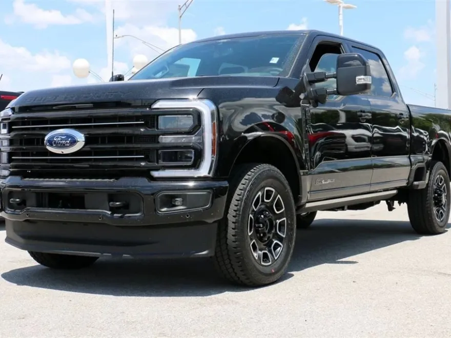 2025 Ford F-250 photo 1