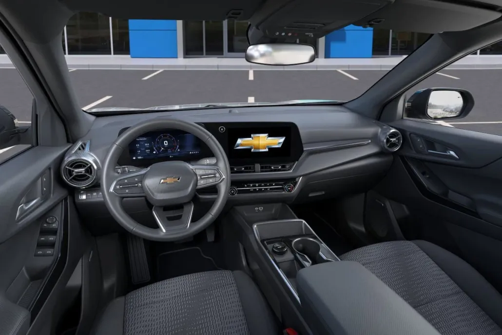 2026 Chevrolet Equinox LT photo 1