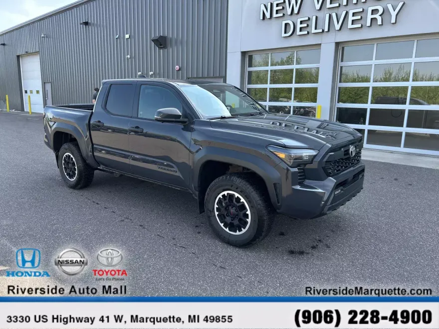 2024 Toyota Tacoma TRD Double Cab photo 1