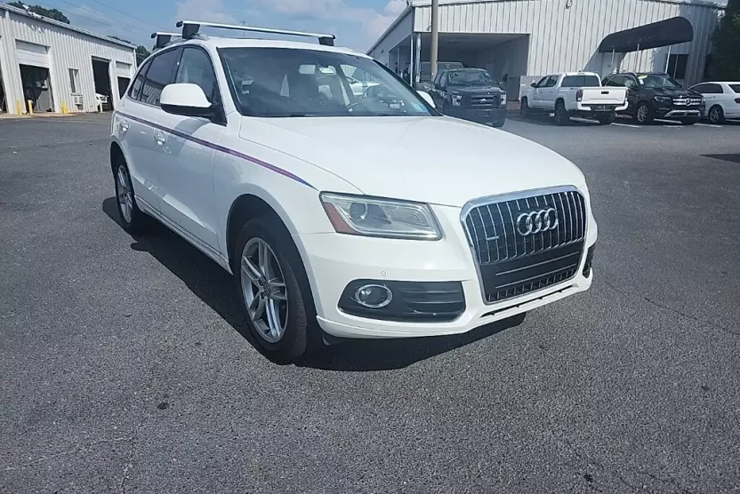 2017 Audi Q5 2.0T Premium photo 1