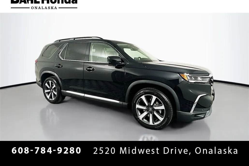 2025 Honda Pilot Touring photo 1