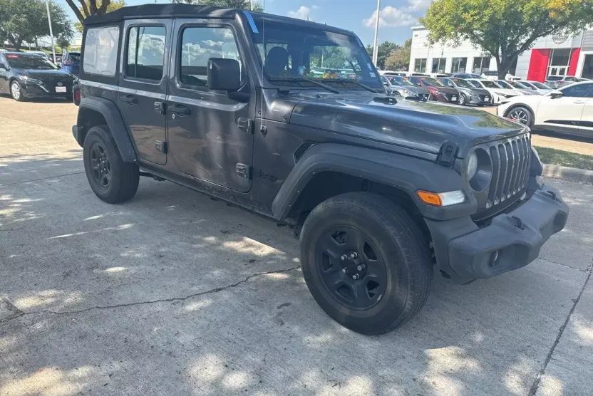 2022 Jeep Wrangler Unlimited Sport photo 1