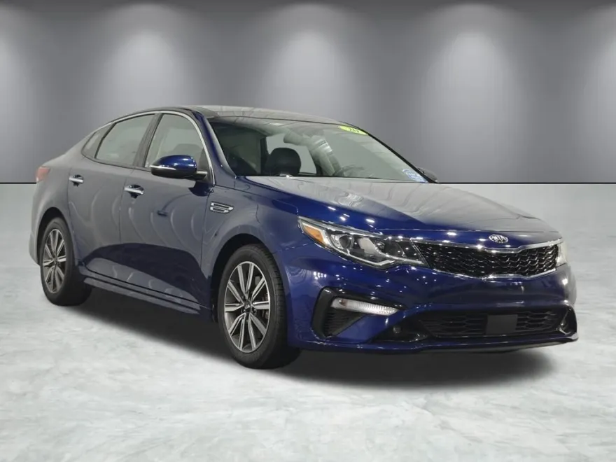2020 Kia Optima EX Premium photo 1