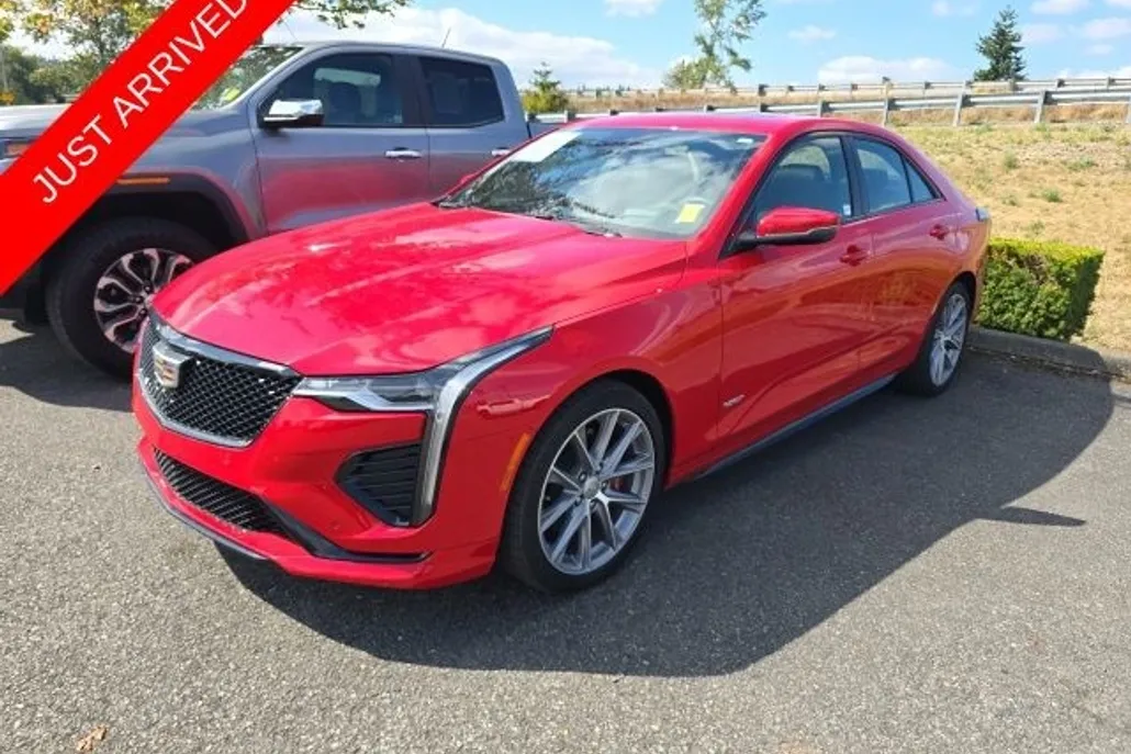 2024 Cadillac CT4 photo 1