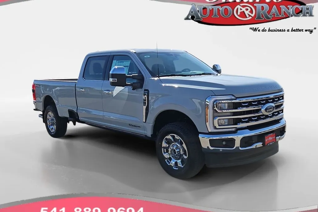 2025 Ford F-350 Lariat photo 1