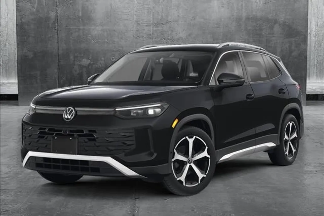 2025 Volkswagen Tiguan SE photo 1
