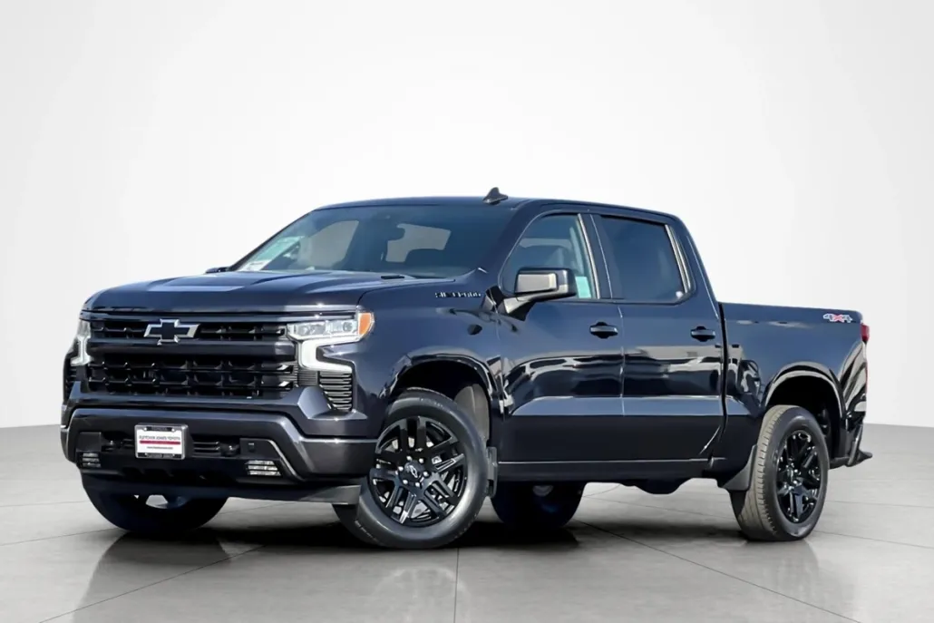 2023 Chevrolet Silverado 1500 RST photo 1