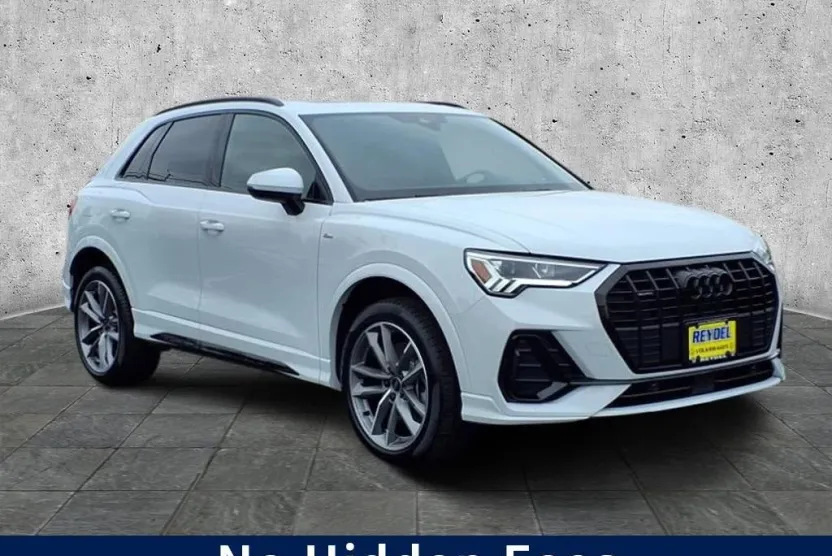2023 Audi Q3 Premium S line photo 1