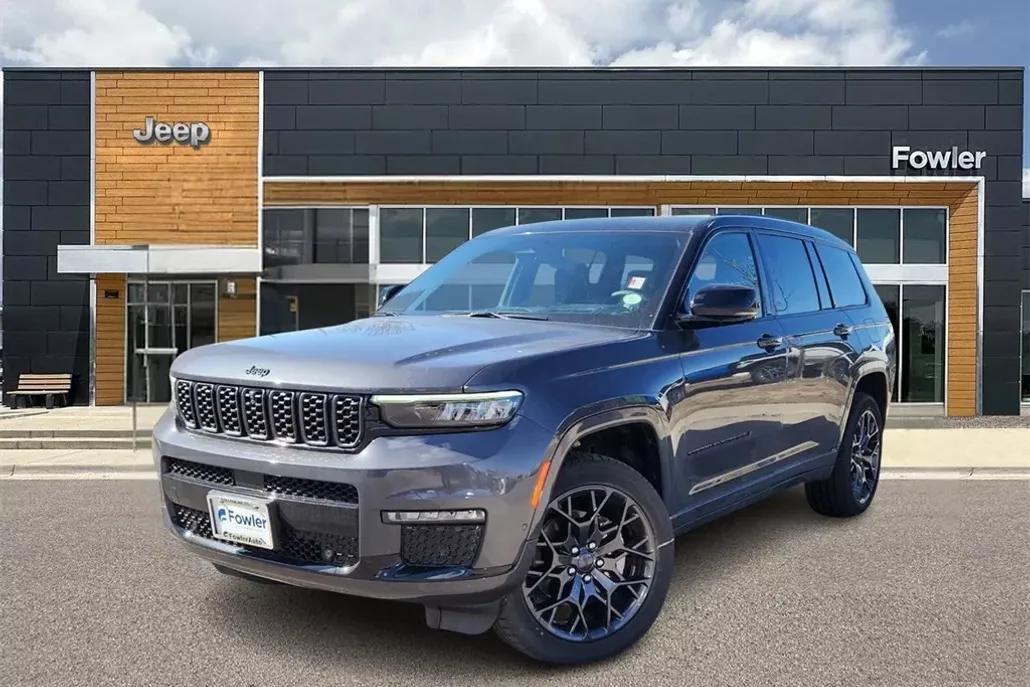 2025 Jeep Grand Cherokee L Summit photo 1