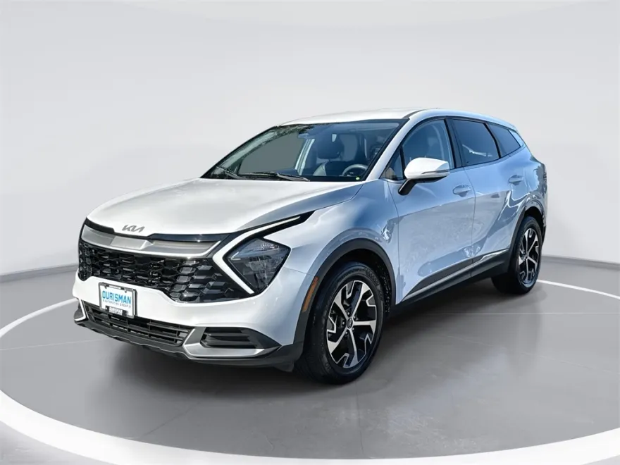 2023 Kia Sportage EX photo 1