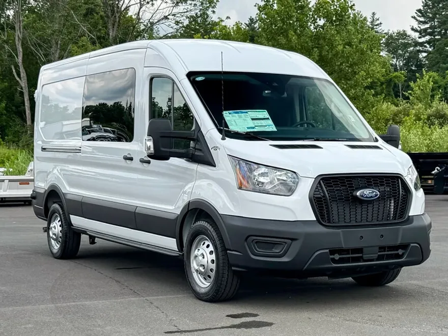 2025 Ford Transit Cargo Van photo 1