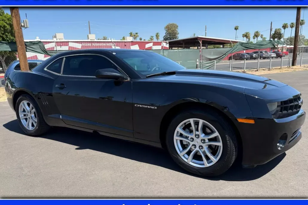 2012 Chevrolet Camaro LS Coupe photo 1