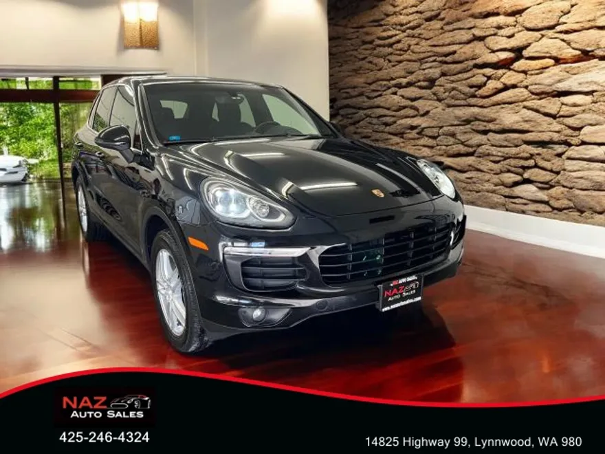 2017 Porsche Cayenne photo 1