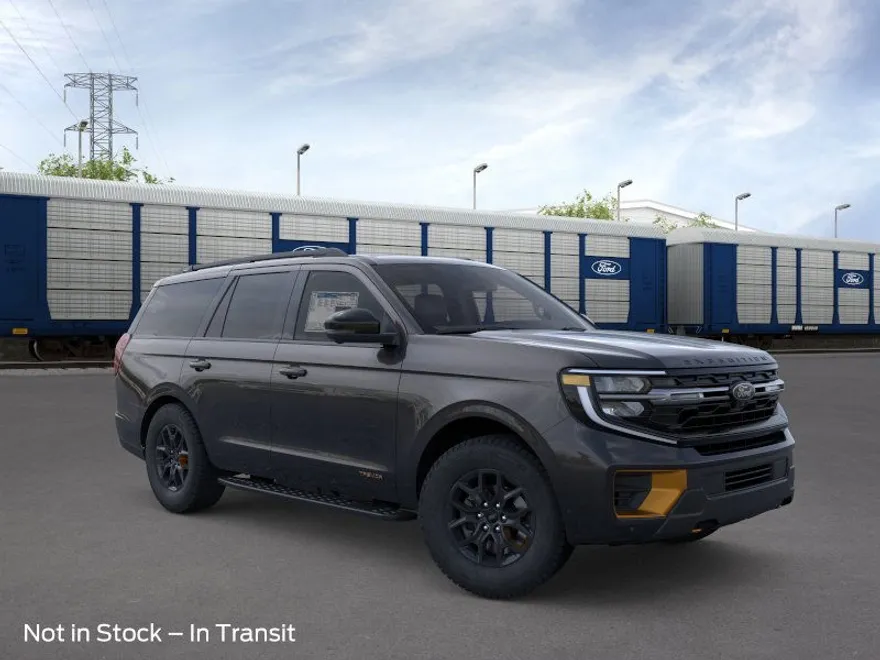 2025 Ford Expedition photo 1