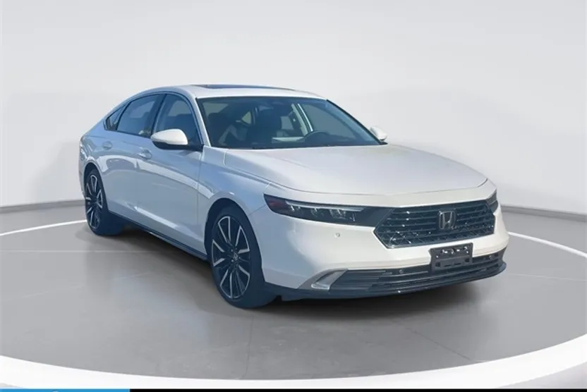 2025 Honda Accord Hybrid Touring photo 1