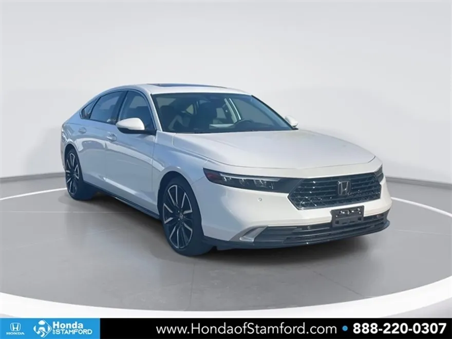 2025 Honda Accord Hybrid Touring photo 1
