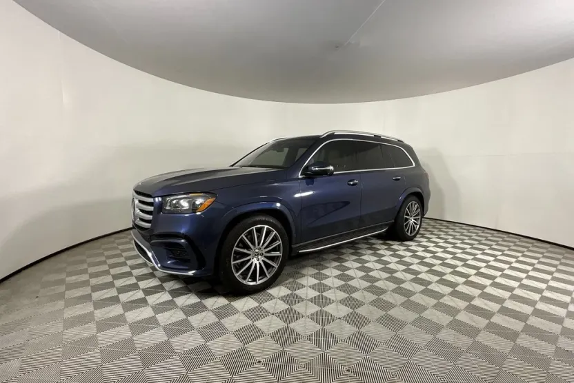 2024 Mercedes Benz GLS 580 4MATIC photo 1