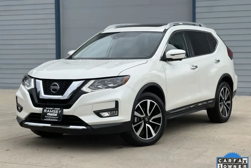 2018 Nissan Rogue SL photo 1