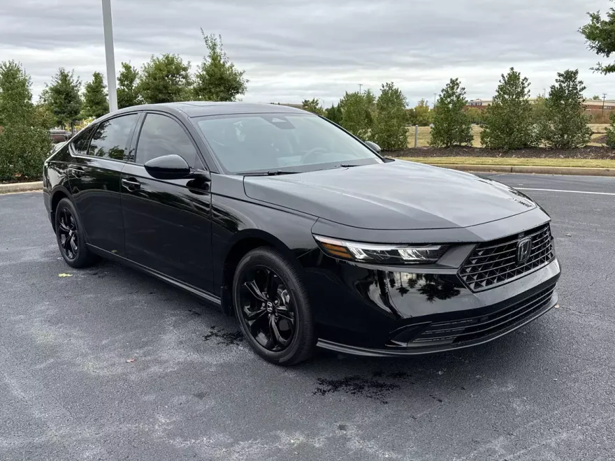 2025 Honda Accord SE photo 1