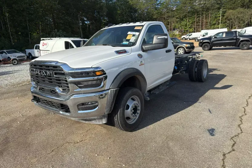 2025 Ram 5500 Tradesman photo 1