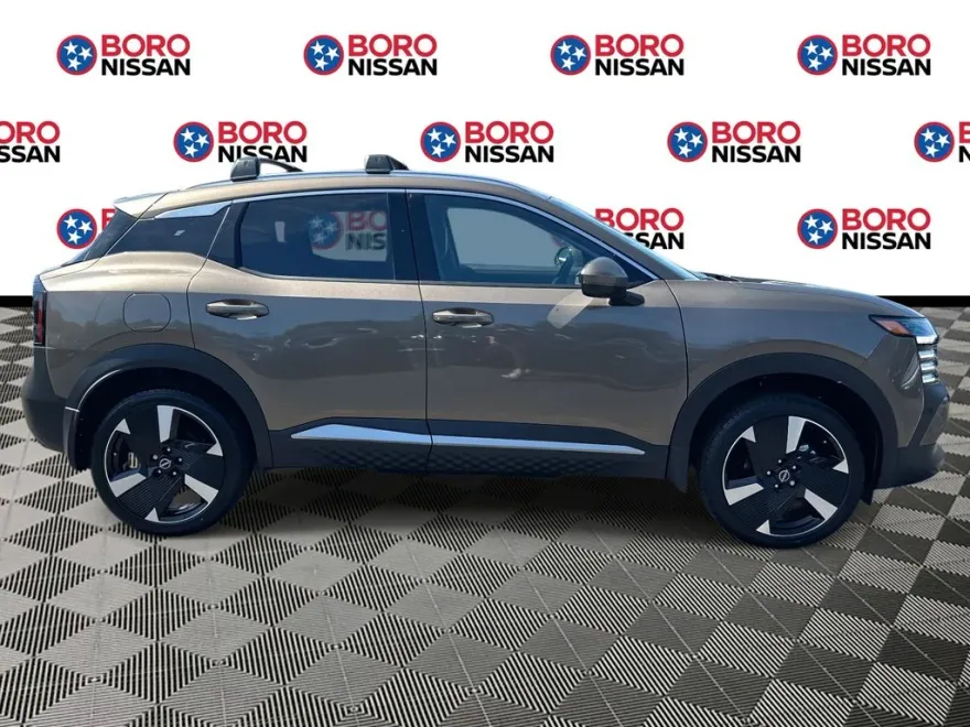 2025 Nissan Kicks SR photo 1