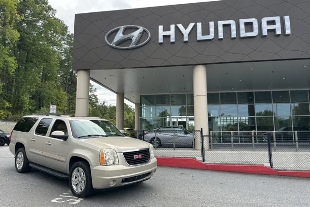 2007 Gmc Yukon XL SLT 1500 photo 1