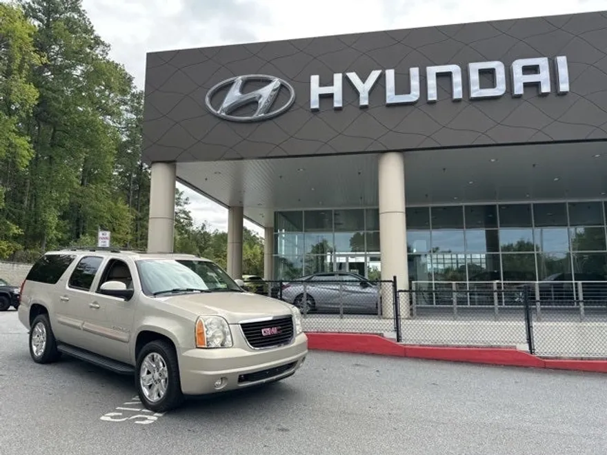 2007 Gmc Yukon XL SLT 1500 photo 1