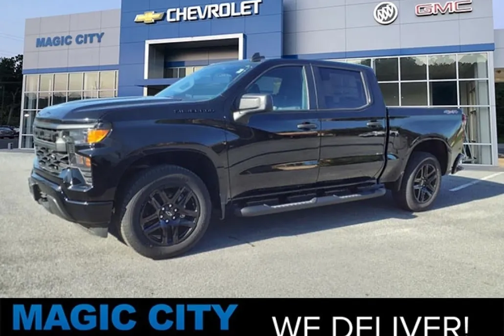 2024 Chevrolet Silverado 1500 Custom photo 1