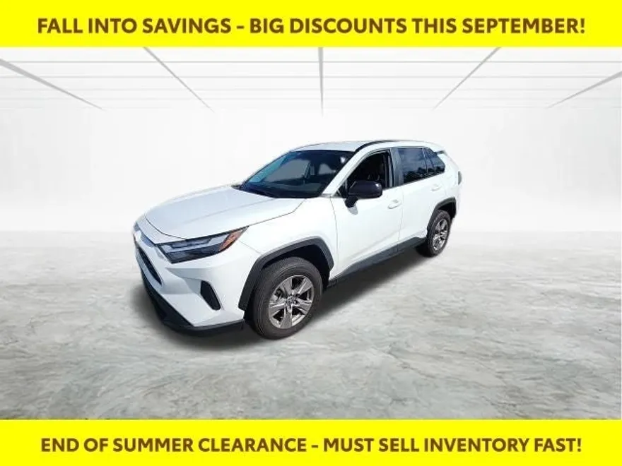 2025 Toyota RAV4 Hybrid LE photo 1