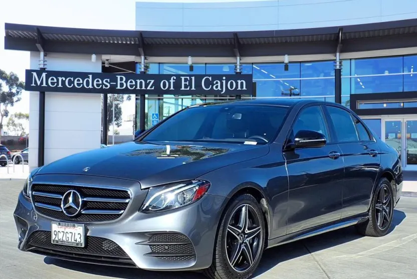 2019 Mercedes Benz E 300 photo 1