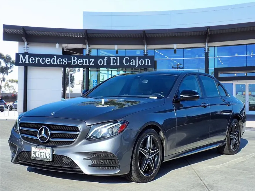 2019 Mercedes Benz E 300 photo 1