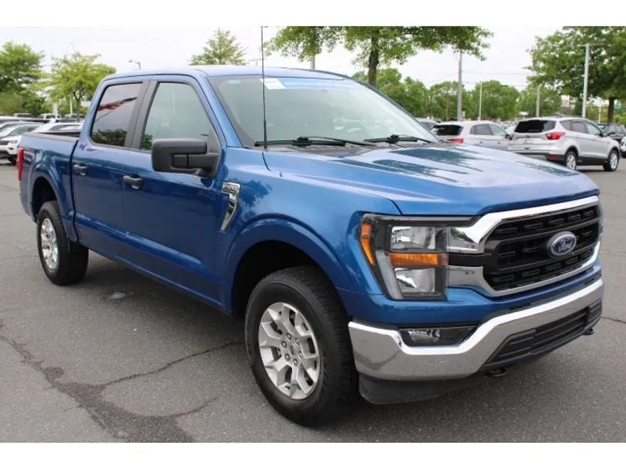 2023 Ford F-150 XLT photo 1
