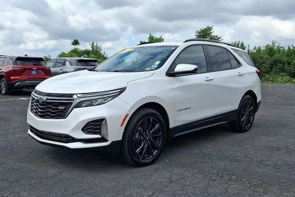 2022 Chevrolet Equinox RS photo 1