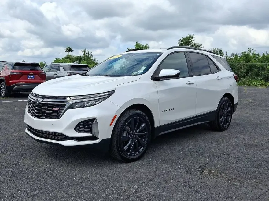 2022 Chevrolet Equinox RS photo 1