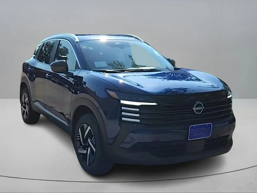 2026 Nissan Kicks SV photo 1