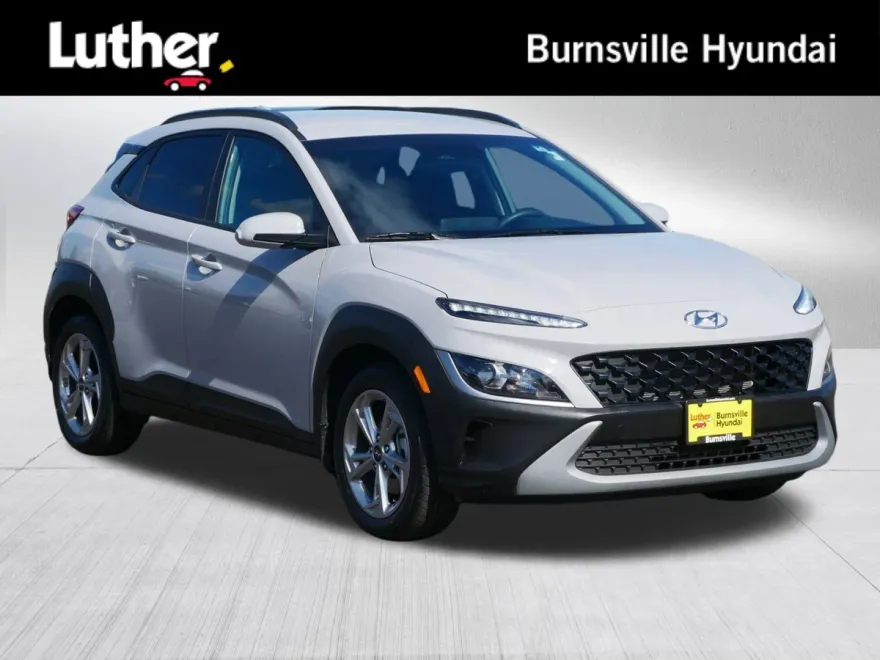 2023 Hyundai Kona SEL photo 1