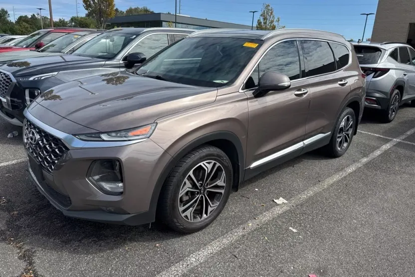 2020 Hyundai Santa Fe SEL photo 1