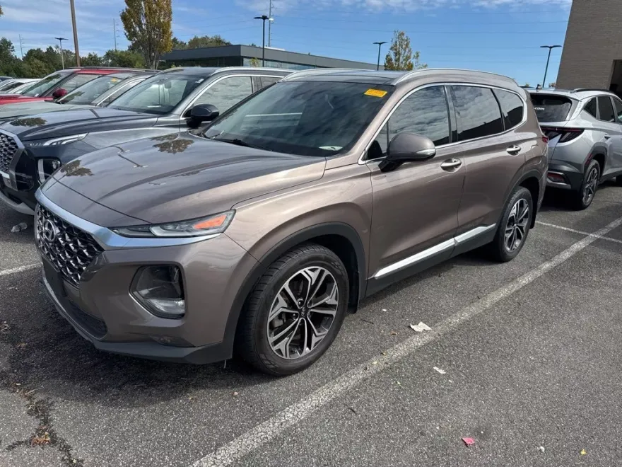 2020 Hyundai Santa Fe SEL photo 1
