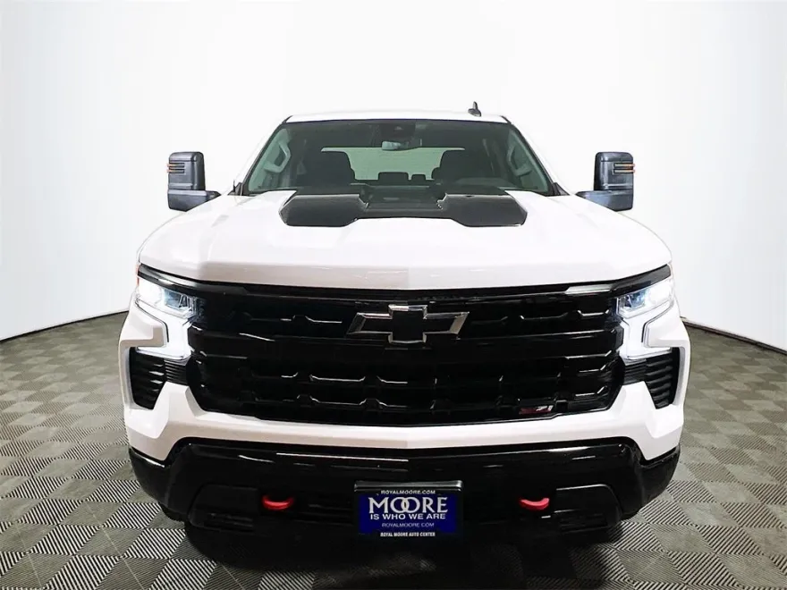 2023 Chevrolet Silverado 1500 LT Trail Boss photo 1
