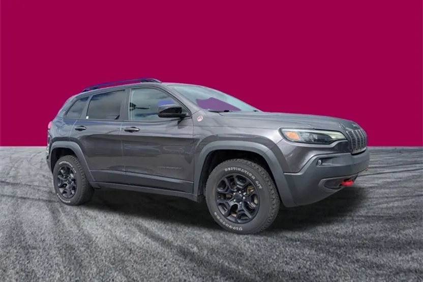 2022 Jeep Cherokee Trailhawk photo 1