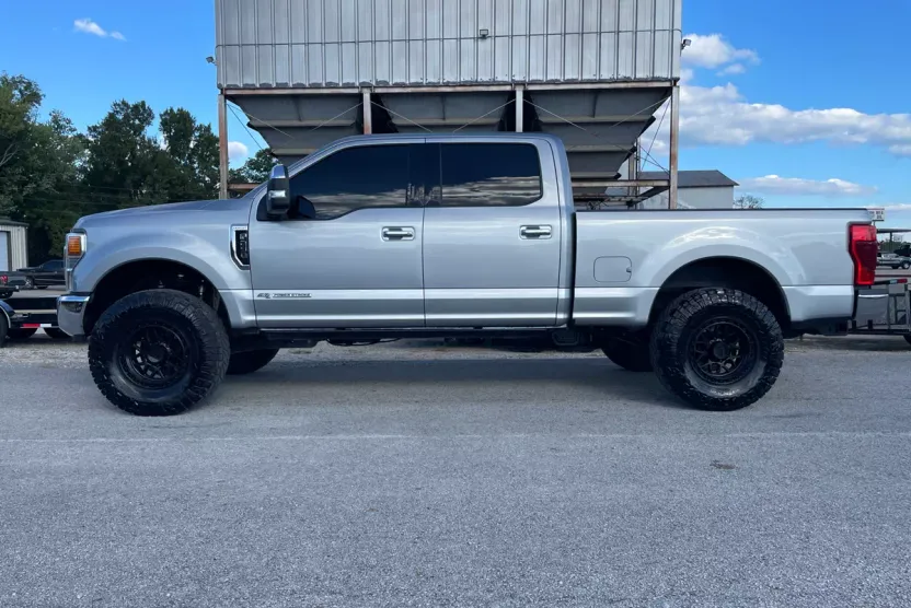 2020 Ford F-250 Lariat photo 1