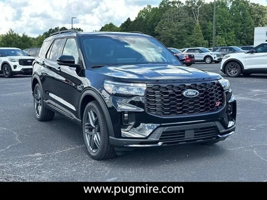 2025 Ford Explorer ST photo 1
